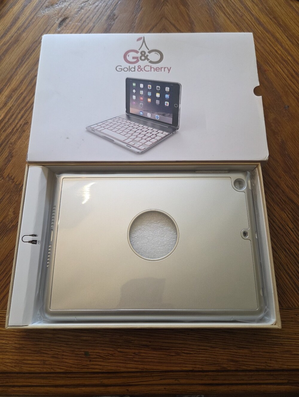 Gold & Cherry F8S Mini+ Bluetooth Keyboard Case for iPad Mini 4/5 – New in Box
